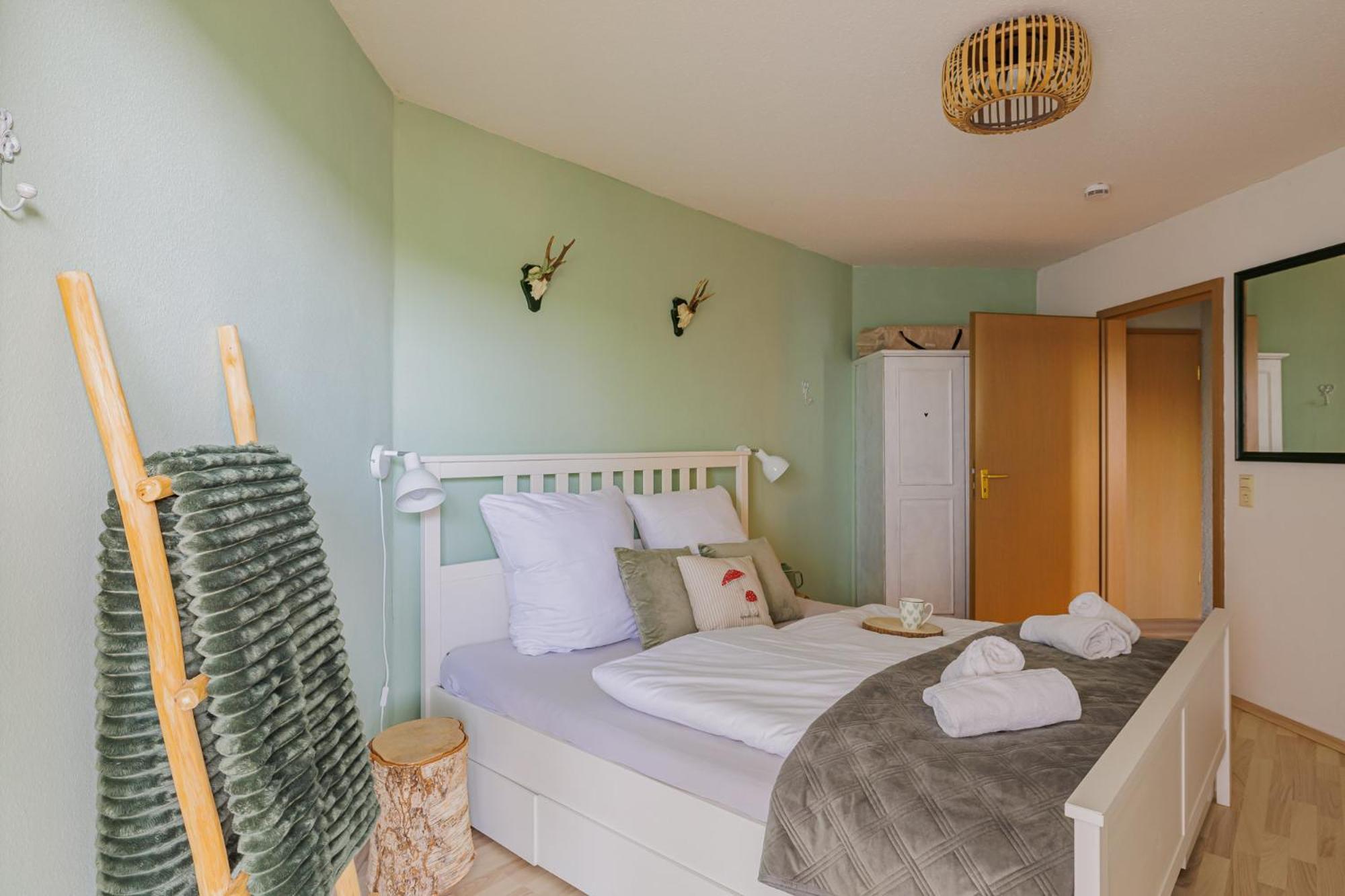 Herzgruen Direkt An Traumhaften Wanderwegen Balkon Mit Toller Aussicht Sauna Im Haus Tiefgarage E-ladestation * Todtnauberg